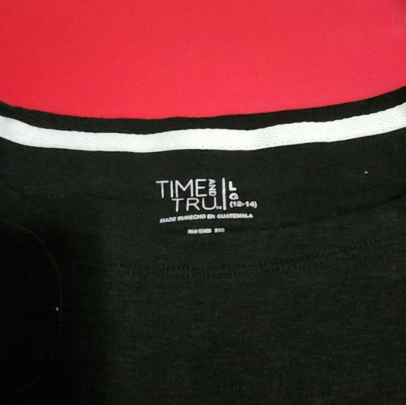 Top - Picture 2 of 4